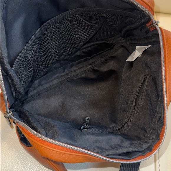 The Pack Tush Baby Bag - Picture 8 of 16